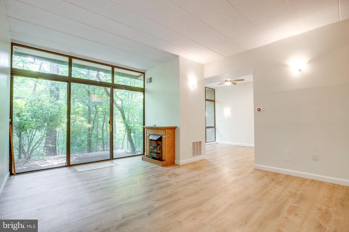 2106 GREEN WATCH WAY #101, RESTON, Virginia 20191, 2 Bedrooms Bedrooms, ,2 BathroomsBathrooms,Residential,For sale,2106 GREEN WATCH WAY #101,VAFX2245048 MLS # VAFX2245048