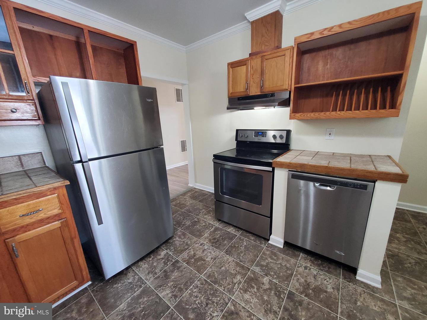 946 FRANKLIN ST, WINCHESTER, Virginia 22601, 3 Bedrooms Bedrooms, 7 Rooms Rooms,1 BathroomBathrooms,Residential,For sale,946 FRANKLIN ST,VAWI2007900 MLS # VAWI2007900
