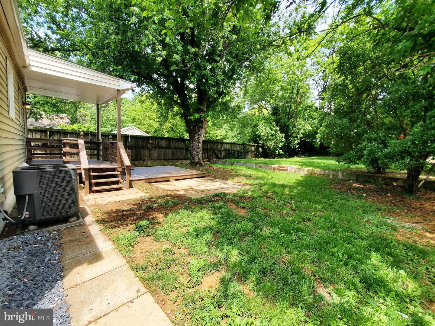 946 FRANKLIN ST, WINCHESTER, Virginia 22601, 3 Bedrooms Bedrooms, 7 Rooms Rooms,1 BathroomBathrooms,Residential,For sale,946 FRANKLIN ST,VAWI2007900 MLS # VAWI2007900
