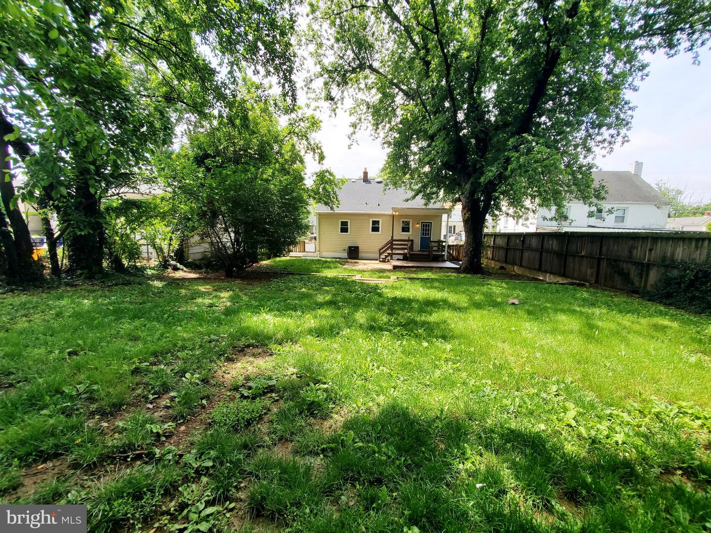 946 FRANKLIN ST, WINCHESTER, Virginia 22601, 3 Bedrooms Bedrooms, 7 Rooms Rooms,1 BathroomBathrooms,Residential,For sale,946 FRANKLIN ST,VAWI2007900 MLS # VAWI2007900
