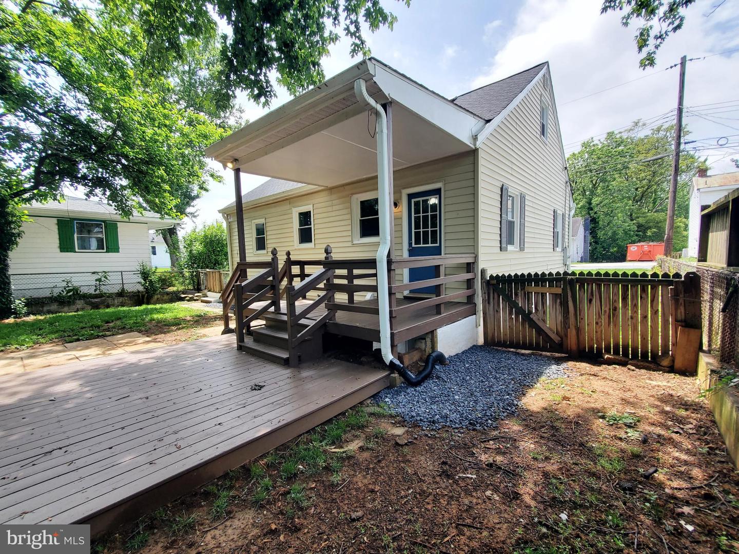 946 FRANKLIN ST, WINCHESTER, Virginia 22601, 3 Bedrooms Bedrooms, 7 Rooms Rooms,1 BathroomBathrooms,Residential,For sale,946 FRANKLIN ST,VAWI2007900 MLS # VAWI2007900