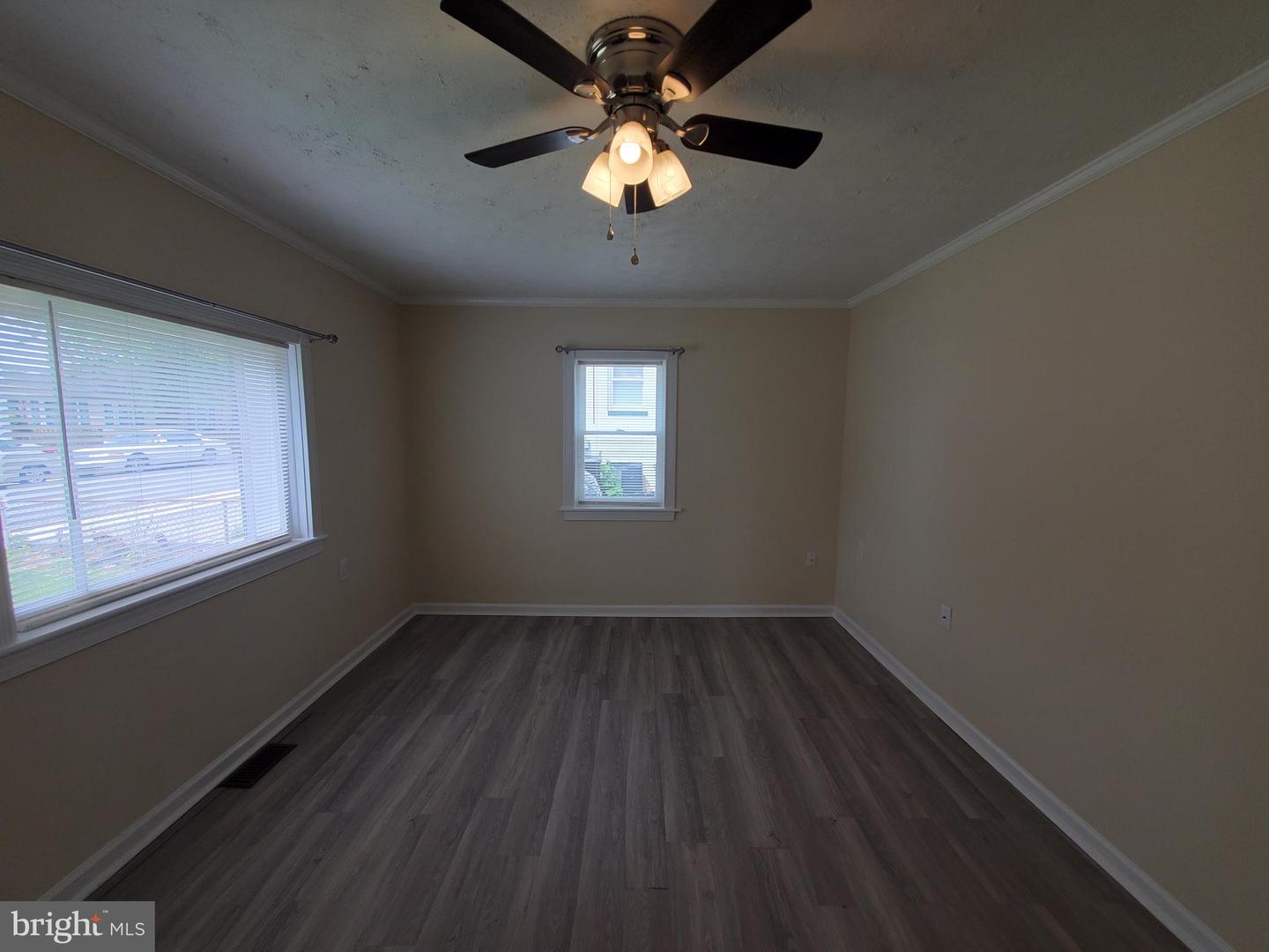 946 FRANKLIN ST, WINCHESTER, Virginia 22601, 3 Bedrooms Bedrooms, 7 Rooms Rooms,1 BathroomBathrooms,Residential,For sale,946 FRANKLIN ST,VAWI2007900 MLS # VAWI2007900