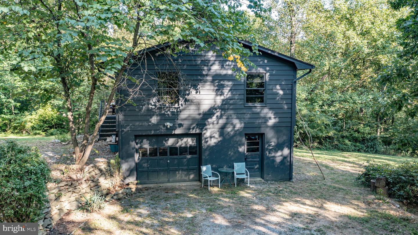 11332 DUTCHMANS CREEK RD, LOVETTSVILLE, Virginia 20180, ,Farm,For sale,11332 DUTCHMANS CREEK RD,VALO2098828 MLS # VALO2098828