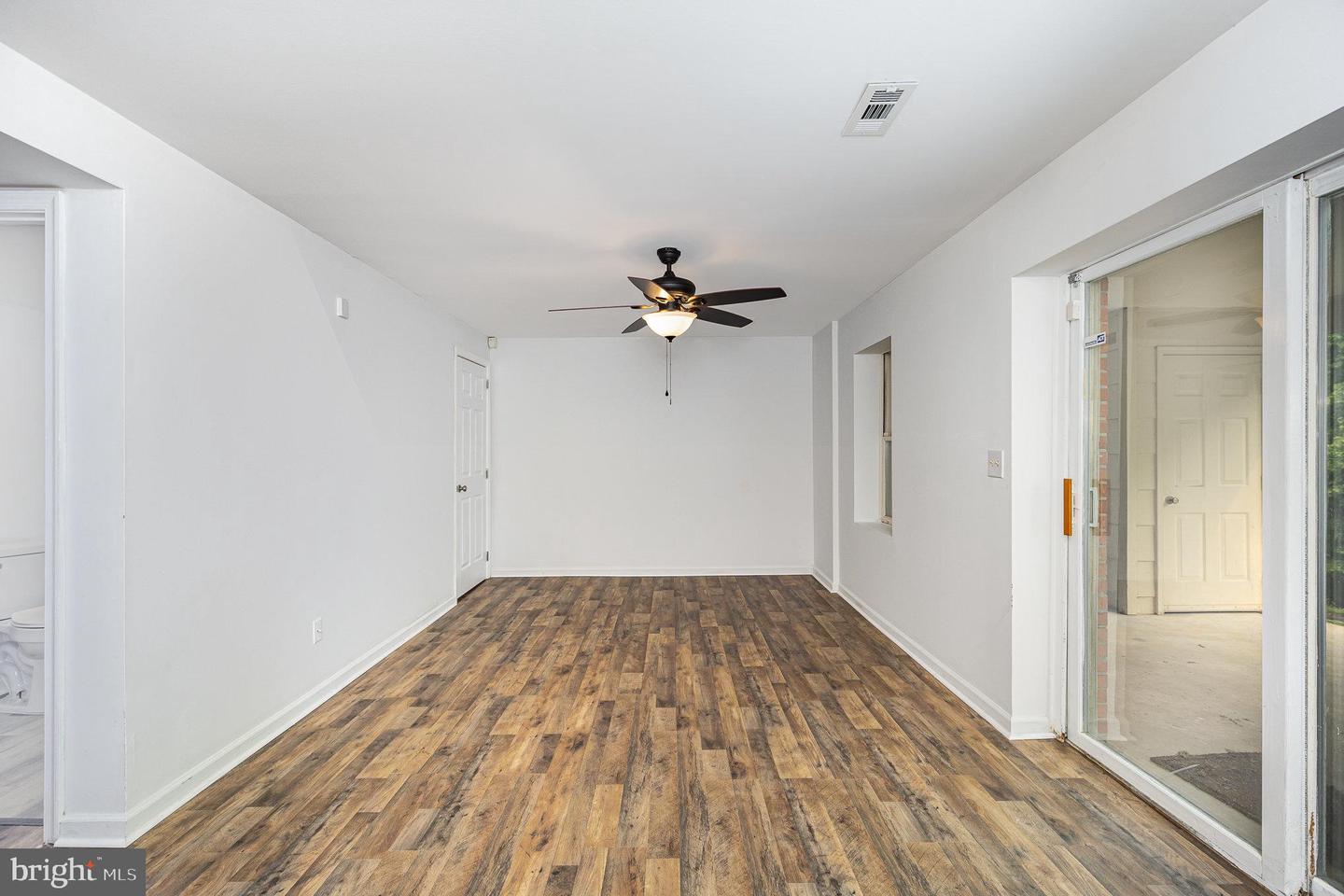 242 OVERLOOK CT, FREDERICKSBURG, Virginia 22405, 3 Bedrooms Bedrooms, ,2 BathroomsBathrooms,Residential,For sale,242 OVERLOOK CT,VAST2039468 MLS # VAST2039468
