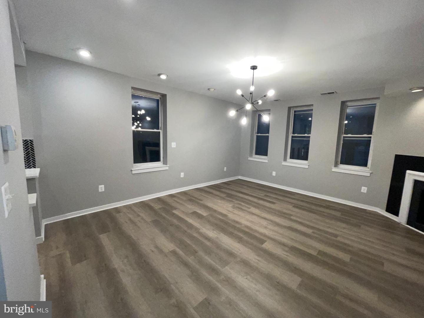 1742 U ST NW #203, WASHINGTON, District Of Columbia 20009, 2 Bedrooms Bedrooms, ,2 BathroomsBathrooms,Residential,For sale,1742 U ST NW #203,DCDC2204010 MLS # DCDC2204010