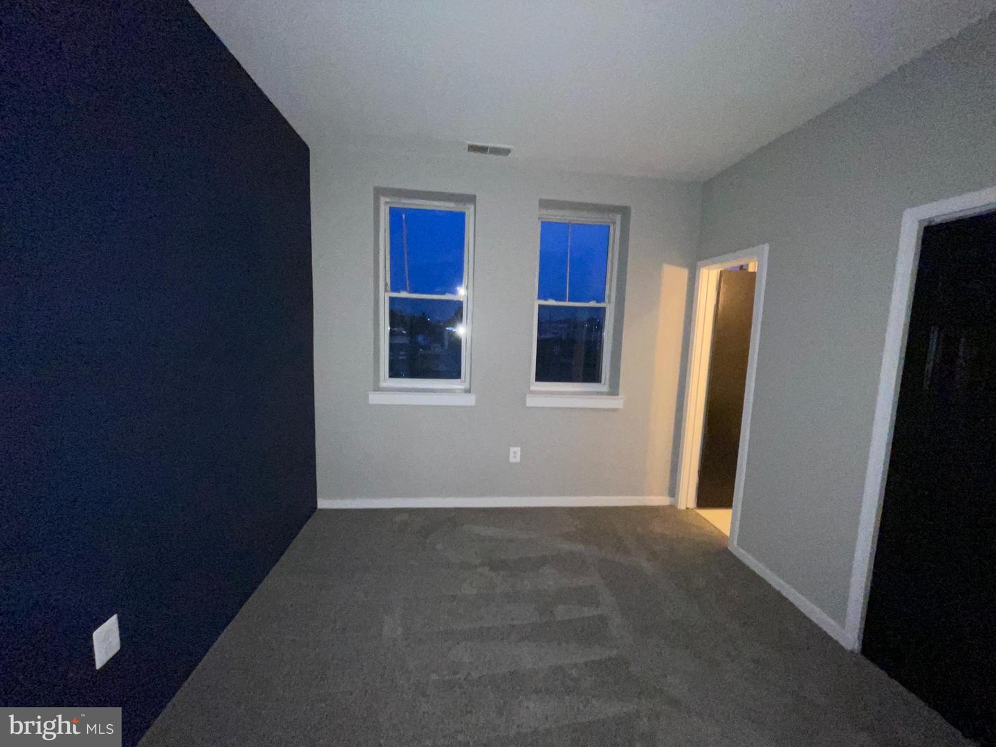 1742 U ST NW #203, WASHINGTON, District Of Columbia 20009, 2 Bedrooms Bedrooms, ,2 BathroomsBathrooms,Residential,For sale,1742 U ST NW #203,DCDC2204010 MLS # DCDC2204010