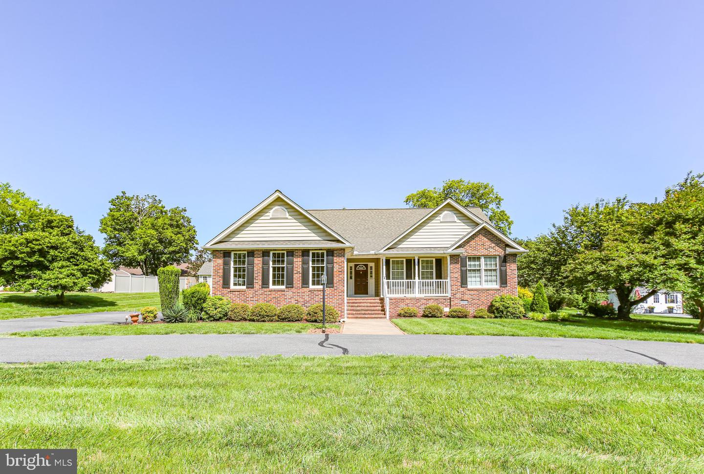 105 BROOKE DR, FREDERICKSBURG, Virginia 22408, 3 Bedrooms Bedrooms, ,2 BathroomsBathrooms,Residential,For sale,105 BROOKE DR,VASP2033662 MLS # VASP2033662