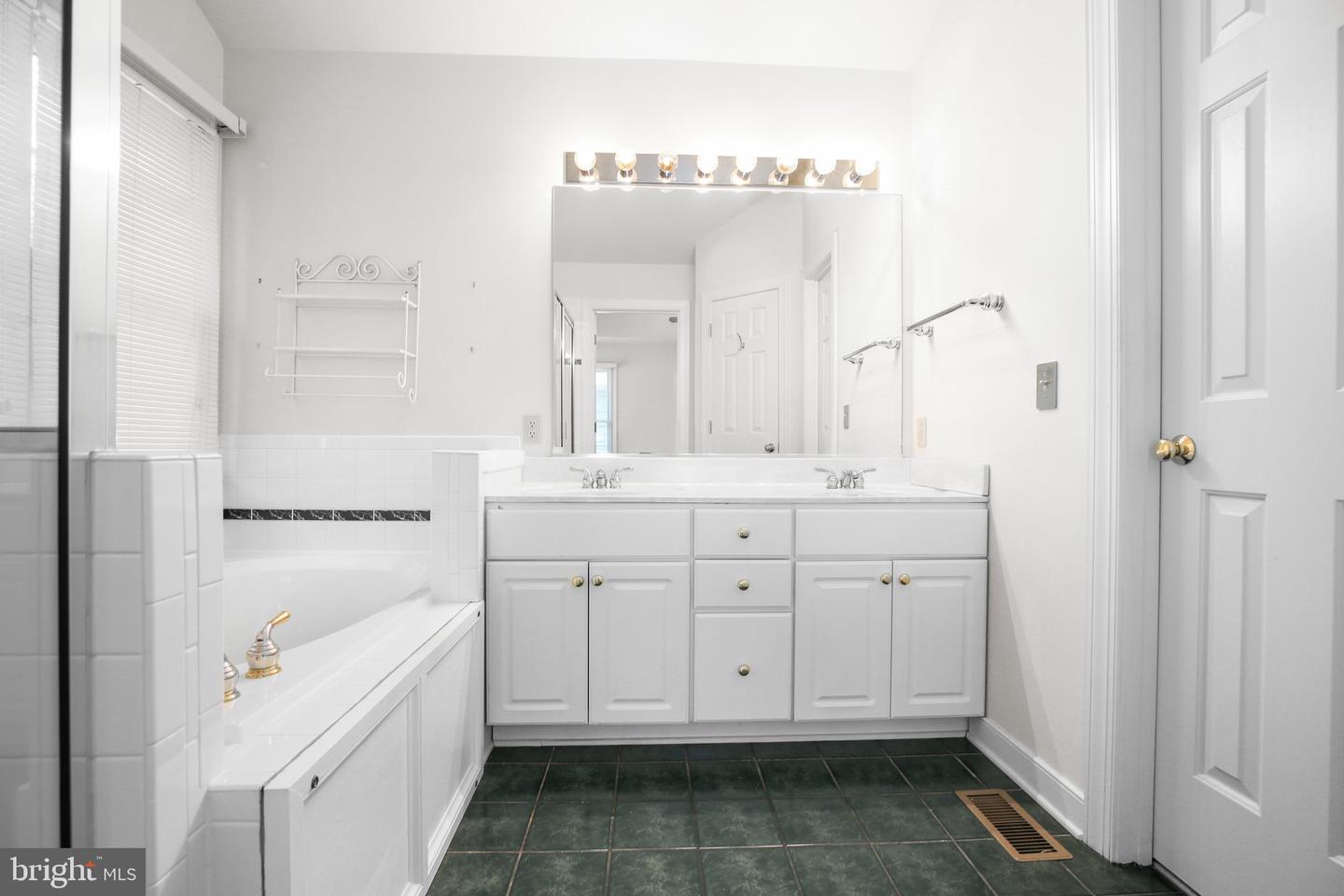 105 BROOKE DR, FREDERICKSBURG, Virginia 22408, 3 Bedrooms Bedrooms, ,2 BathroomsBathrooms,Residential,For sale,105 BROOKE DR,VASP2033662 MLS # VASP2033662