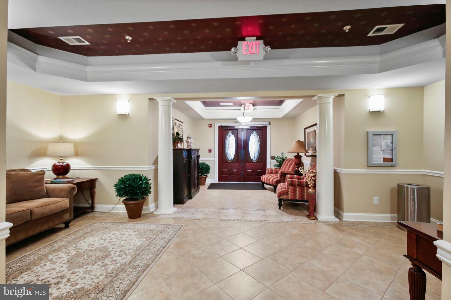 9204 CHARLESTON DR #201, MANASSAS, Virginia 20110, 2 Bedrooms Bedrooms, ,2 BathroomsBathrooms,Residential,For sale,9204 CHARLESTON DR #201,VAMN2008454 MLS # VAMN2008454