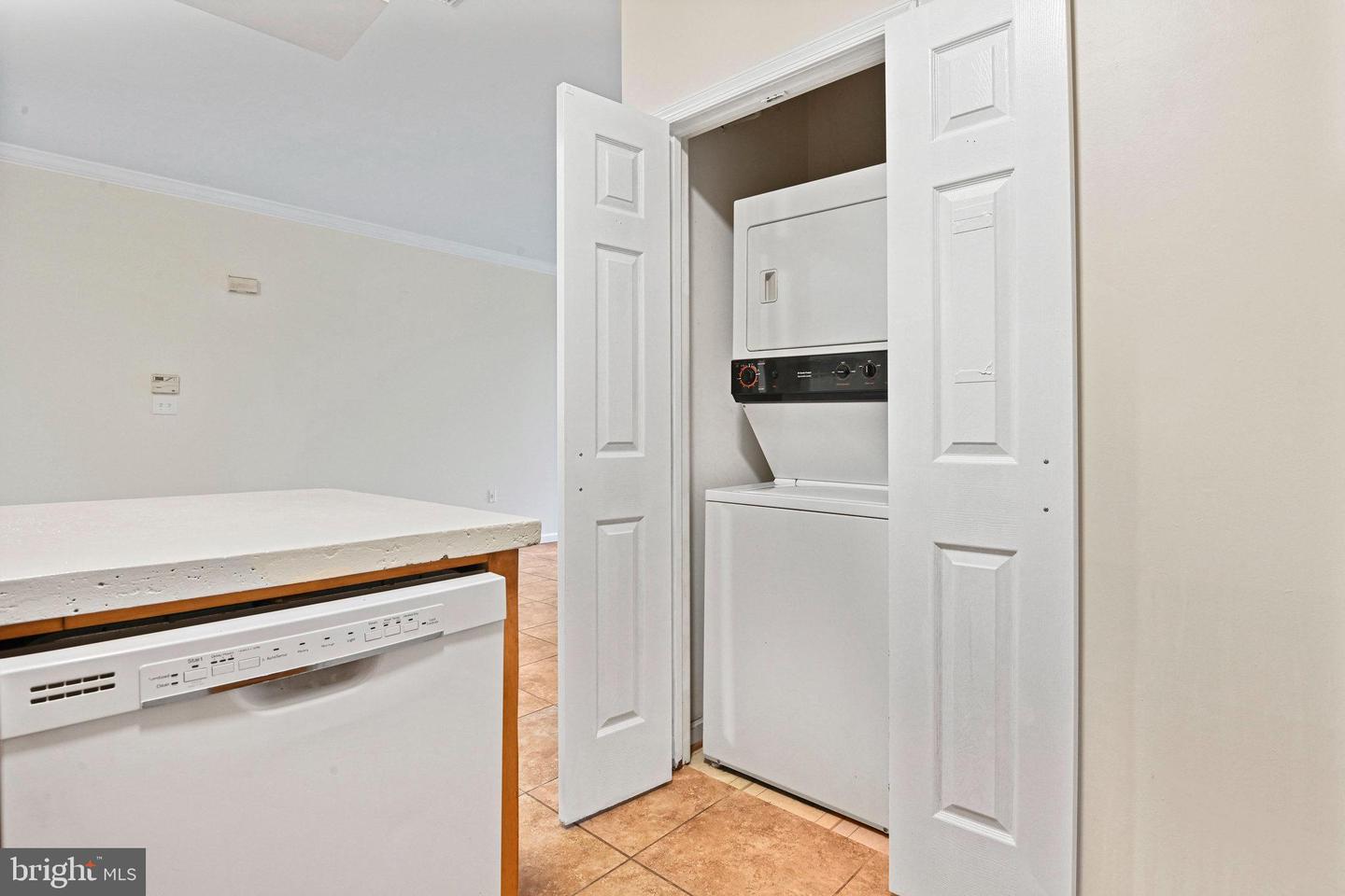 12901 ALTON SQ #102, HERNDON, Virginia 20170, 1 Bedroom Bedrooms, ,1 BathroomBathrooms,Residential,For sale,12901 ALTON SQ #102,VAFX2245360 MLS # VAFX2245360