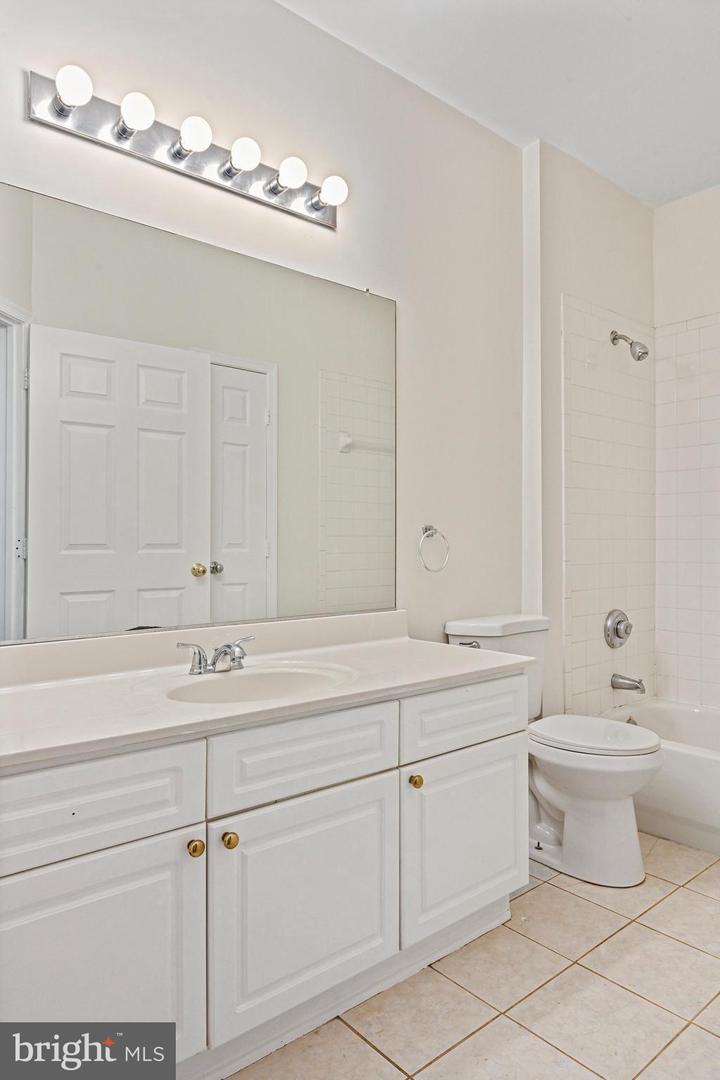 12901 ALTON SQ #102, HERNDON, Virginia 20170, 1 Bedroom Bedrooms, ,1 BathroomBathrooms,Residential,For sale,12901 ALTON SQ #102,VAFX2245360 MLS # VAFX2245360