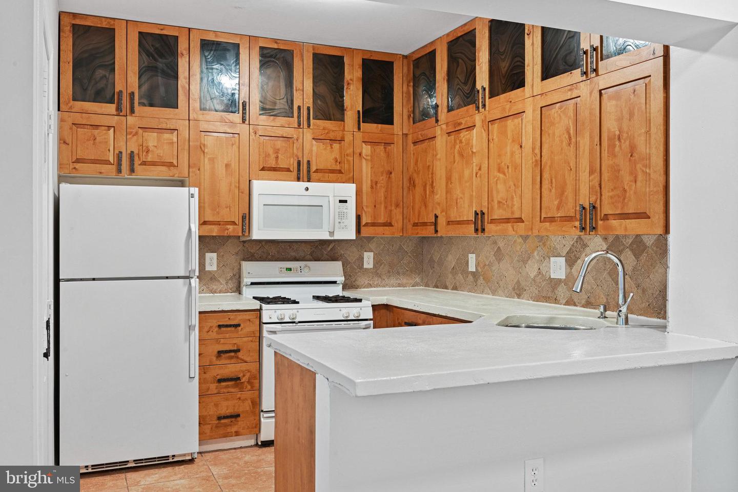 12901 ALTON SQ #102, HERNDON, Virginia 20170, 1 Bedroom Bedrooms, ,1 BathroomBathrooms,Residential,For sale,12901 ALTON SQ #102,VAFX2245360 MLS # VAFX2245360