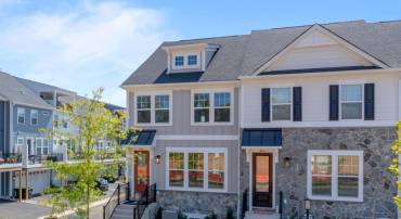 2209 WOODBURN RD, CHARLOTTESVILLE, Virginia 22901, 3 Bedrooms Bedrooms, ,2 BathroomsBathrooms,Residential,For sale,2209 WOODBURN RD,665359 MLS # 665359