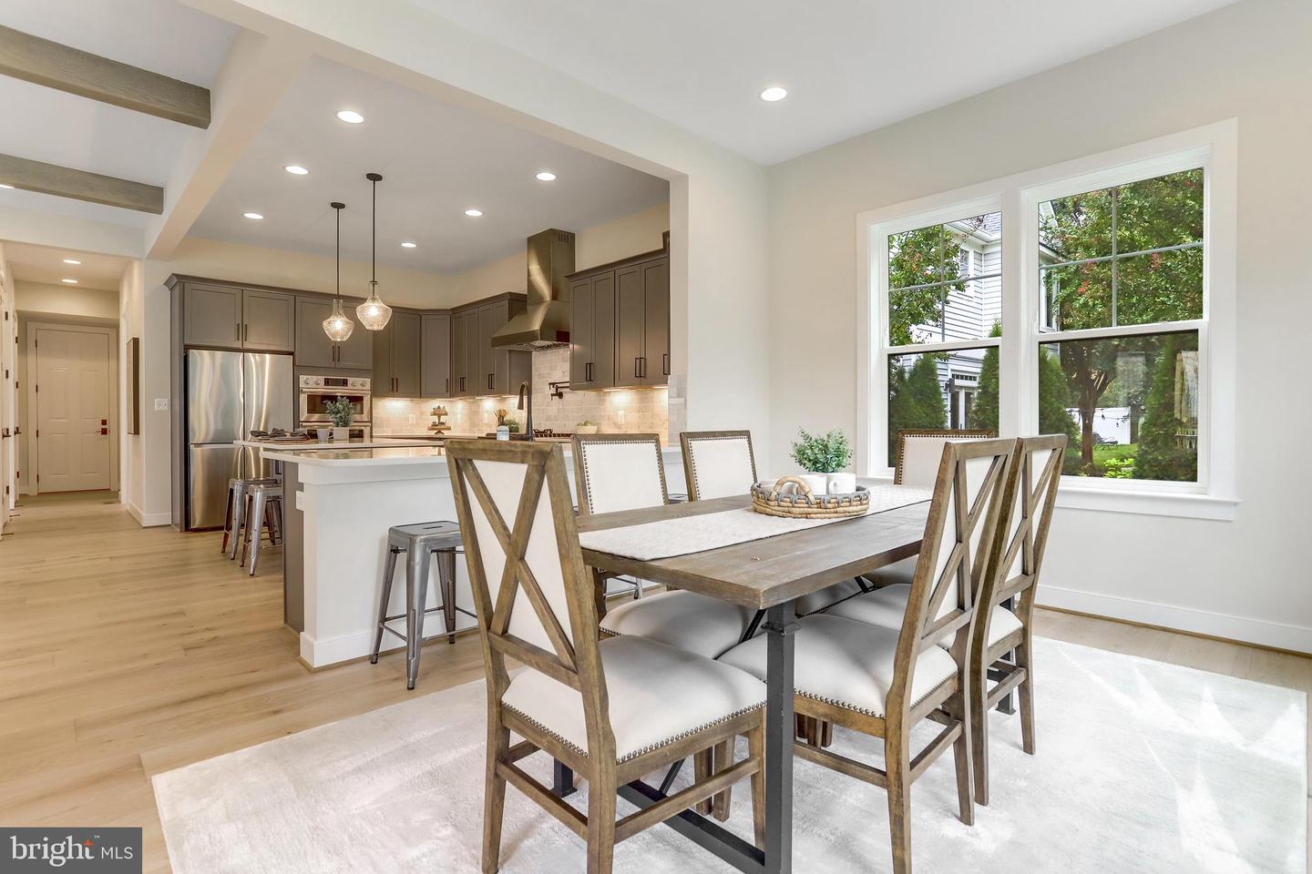 5809 2ND ST S, ARLINGTON, Virginia 22204, 5 Bedrooms Bedrooms, ,4 BathroomsBathrooms,Residential,For sale,5809 2ND ST S,VAAR2058708 MLS # VAAR2058708