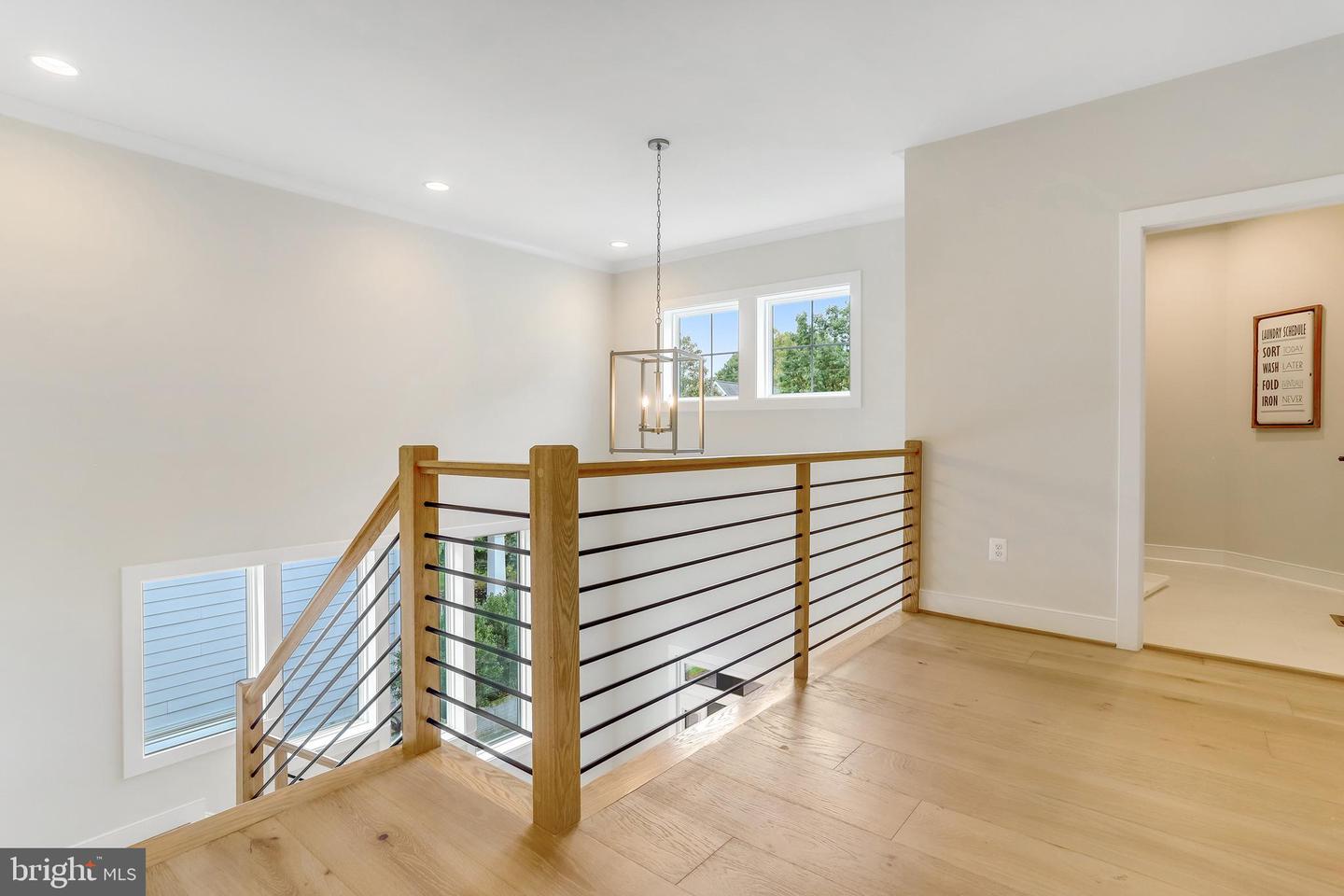 5809 2ND ST S, ARLINGTON, Virginia 22204, 5 Bedrooms Bedrooms, ,4 BathroomsBathrooms,Residential,For sale,5809 2ND ST S,VAAR2058708 MLS # VAAR2058708