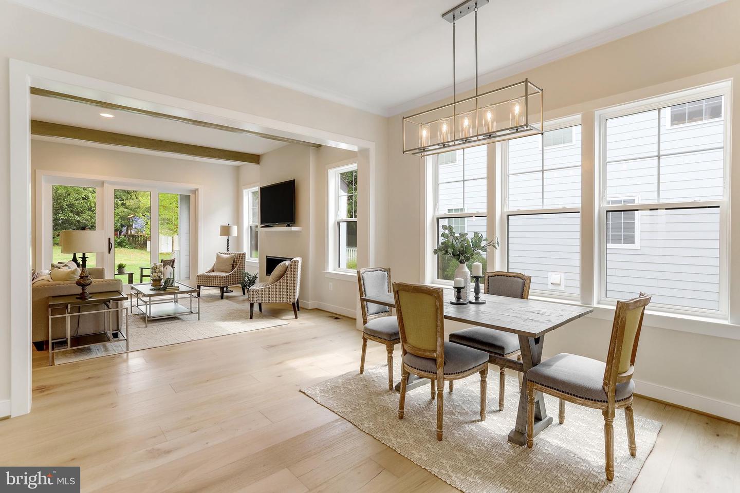 5809 2ND ST S, ARLINGTON, Virginia 22204, 5 Bedrooms Bedrooms, ,4 BathroomsBathrooms,Residential,For sale,5809 2ND ST S,VAAR2058708 MLS # VAAR2058708