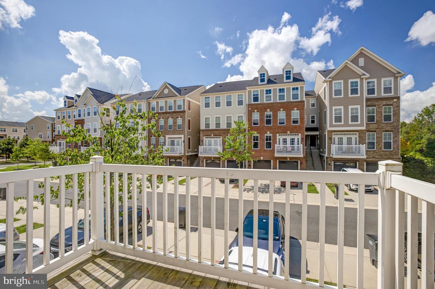 25206 BRIARGATE TER, CHANTILLY, Virginia 20152, 3 Bedrooms Bedrooms, ,2 BathroomsBathrooms,Residential,For sale,25206 BRIARGATE TER,VALO2098758 MLS # VALO2098758