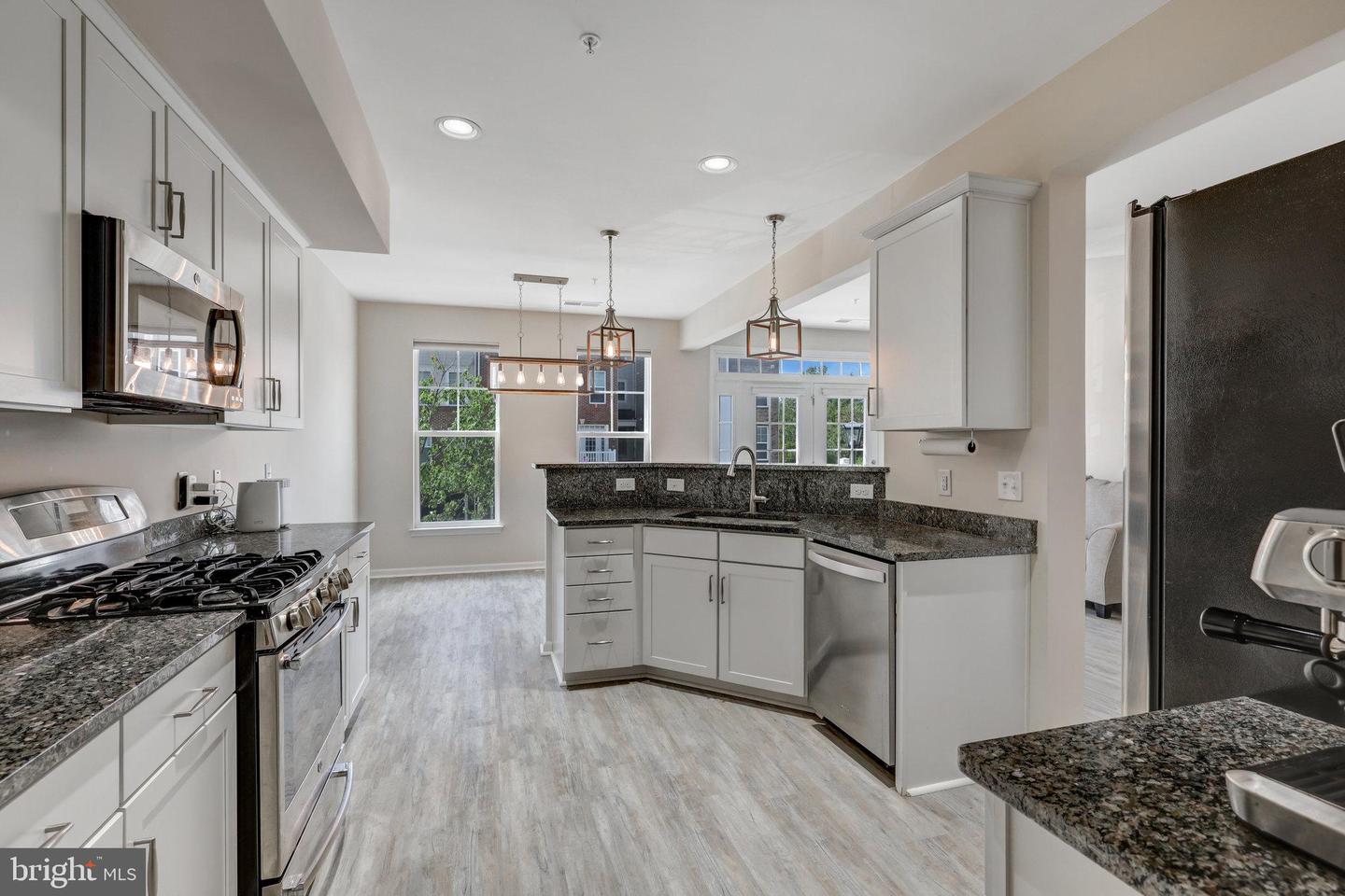 25206 BRIARGATE TER, CHANTILLY, Virginia 20152, 3 Bedrooms Bedrooms, ,2 BathroomsBathrooms,Residential,For sale,25206 BRIARGATE TER,VALO2098758 MLS # VALO2098758