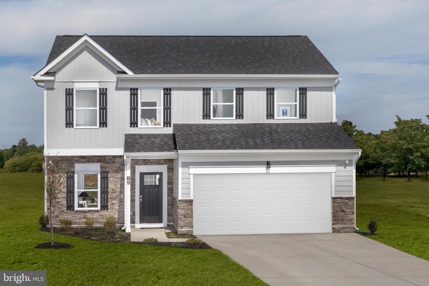6 HILLSDALE DR, FREDERICKSBURG, Virginia 22405, 4 Bedrooms Bedrooms, ,2 BathroomsBathrooms,Residential,For sale,6 HILLSDALE DR,VAST2039500 MLS # VAST2039500