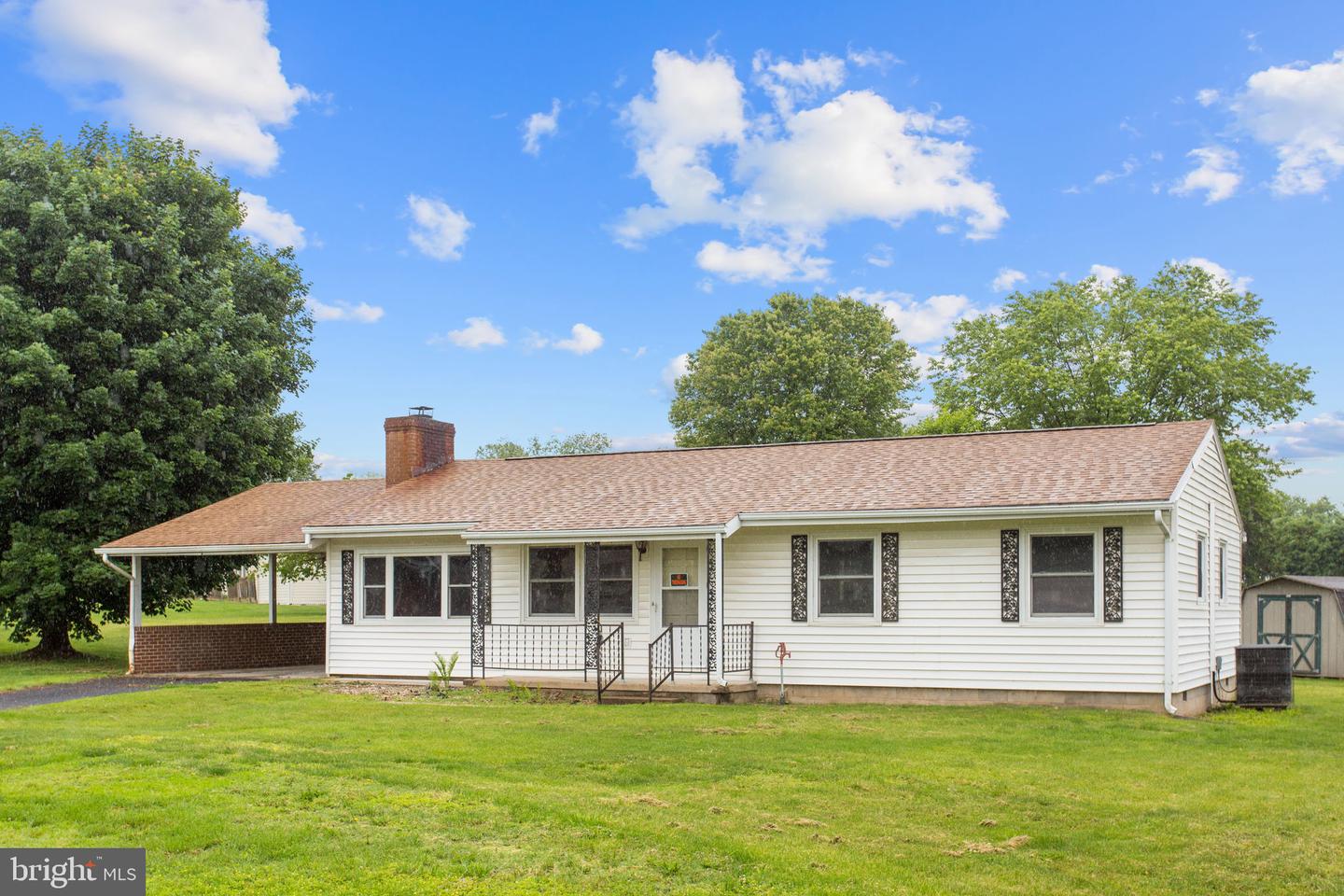241 WALNUT DR, TIMBERVILLE, Virginia 22853, 3 Bedrooms Bedrooms, ,1 BathroomBathrooms,Residential,For sale,241 WALNUT DR,VARO2002354 MLS # VARO2002354