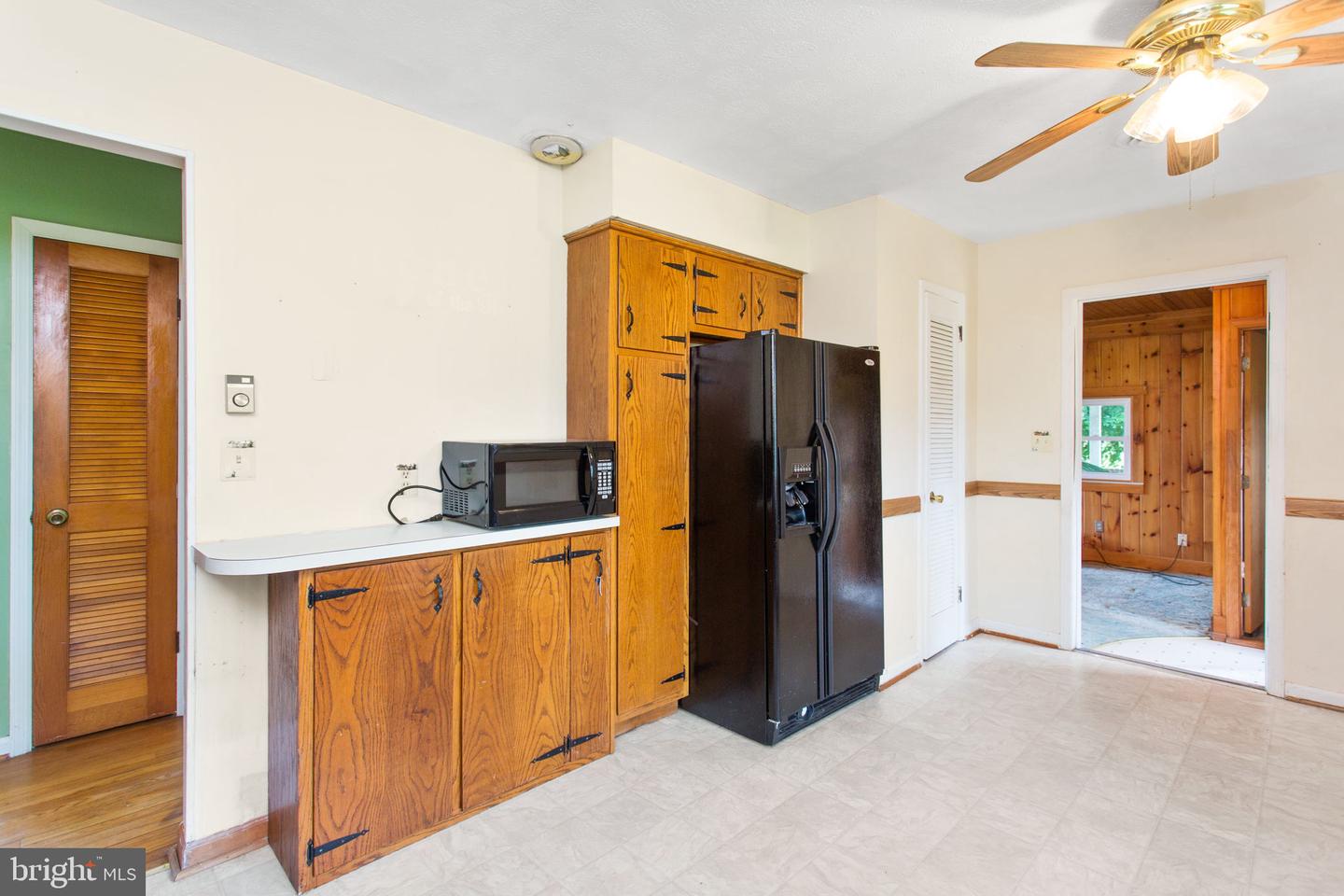 241 WALNUT DR, TIMBERVILLE, Virginia 22853, 3 Bedrooms Bedrooms, ,1 BathroomBathrooms,Residential,For sale,241 WALNUT DR,VARO2002354 MLS # VARO2002354