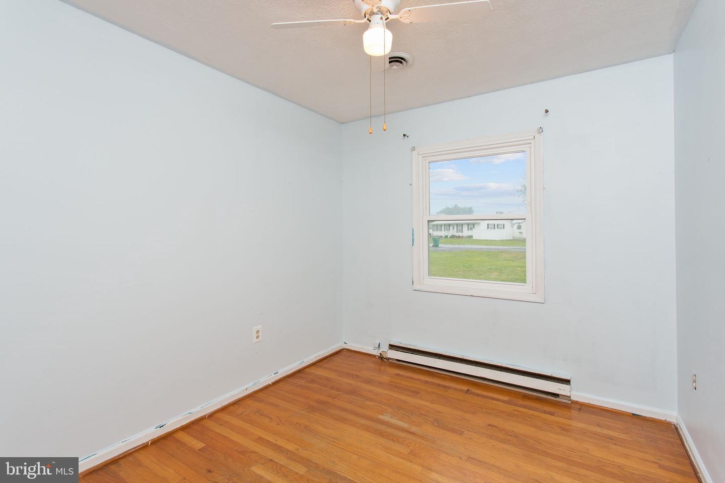 241 WALNUT DR, TIMBERVILLE, Virginia 22853, 3 Bedrooms Bedrooms, ,1 BathroomBathrooms,Residential,For sale,241 WALNUT DR,VARO2002354 MLS # VARO2002354