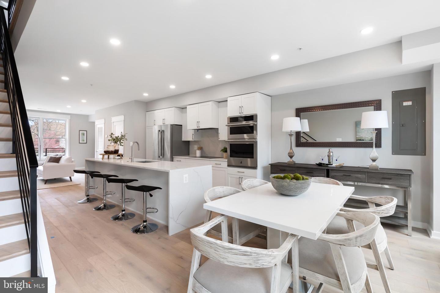 414 D ST SE #A, WASHINGTON, District Of Columbia 20003, 2 Bedrooms Bedrooms, ,2 BathroomsBathrooms,Residential,For sale,414 D ST SE #A,DCDC2204108 MLS # DCDC2204108