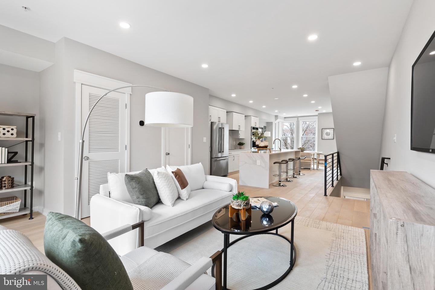 414 D ST SE #A, WASHINGTON, District Of Columbia 20003, 2 Bedrooms Bedrooms, ,2 BathroomsBathrooms,Residential,For sale,414 D ST SE #A,DCDC2204108 MLS # DCDC2204108