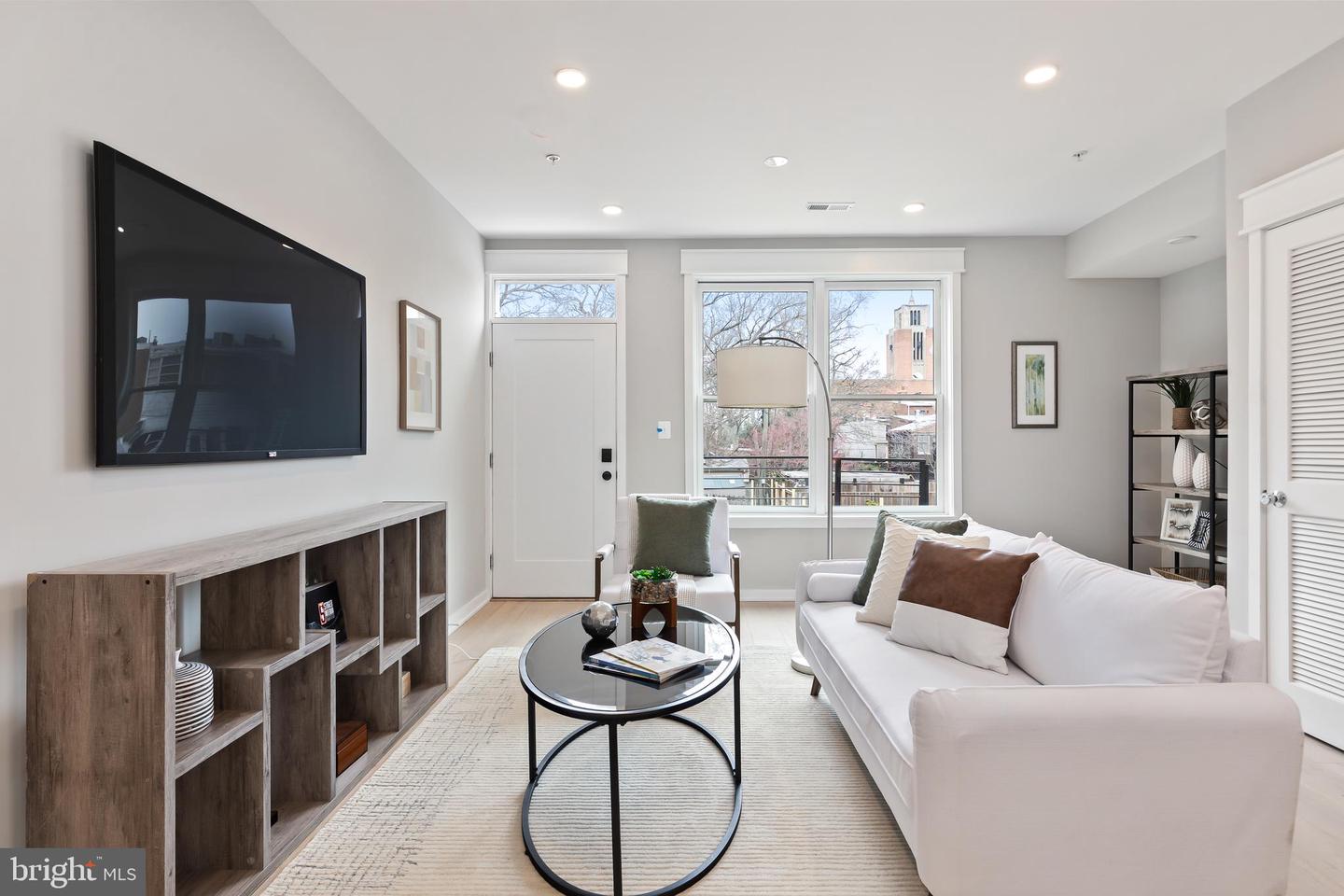 414 D ST SE #A, WASHINGTON, District Of Columbia 20003, 2 Bedrooms Bedrooms, ,2 BathroomsBathrooms,Residential,For sale,414 D ST SE #A,DCDC2204108 MLS # DCDC2204108