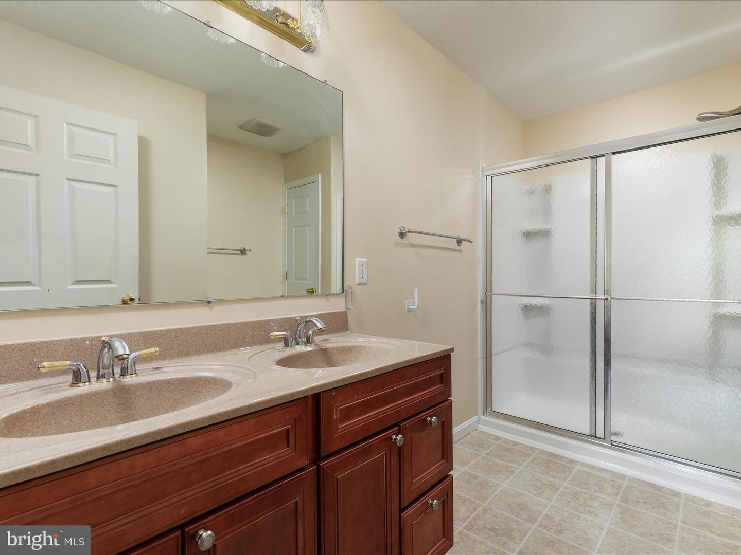 516 S WATER ST, WOODSTOCK, Virginia 22664, 2 Bedrooms Bedrooms, ,2 BathroomsBathrooms,Residential,For sale,516 S WATER ST,VASH2011644 MLS # VASH2011644