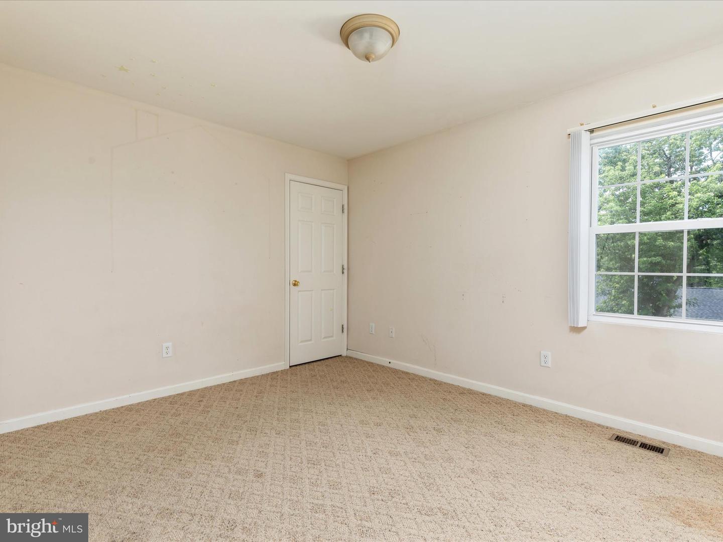 516 S WATER ST, WOODSTOCK, Virginia 22664, 2 Bedrooms Bedrooms, ,2 BathroomsBathrooms,Residential,For sale,516 S WATER ST,VASH2011644 MLS # VASH2011644
