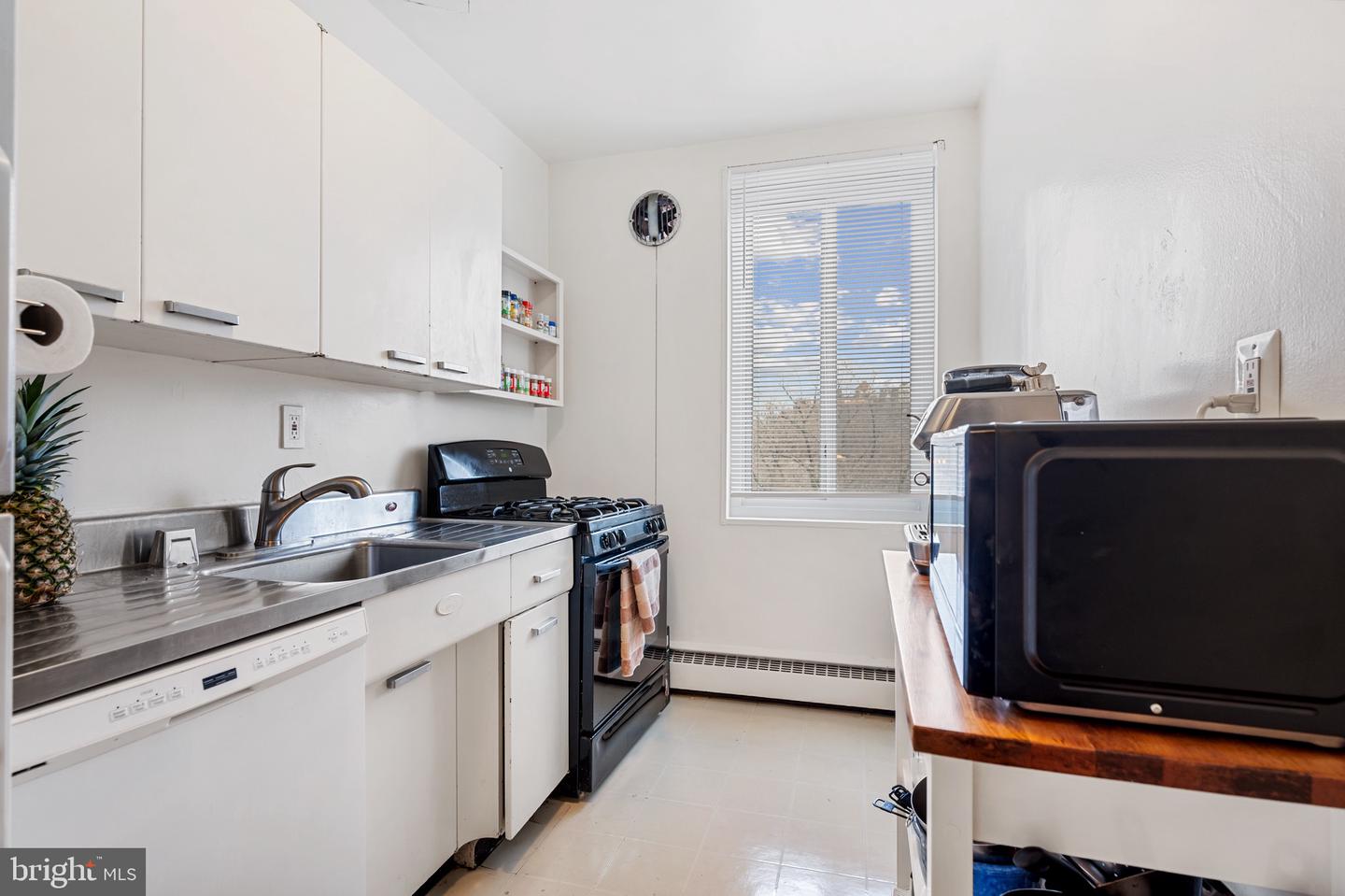 4200 CATHEDRAL AVE NW #1112A, WASHINGTON, District Of Columbia 20016, 2 Bedrooms Bedrooms, ,2 BathroomsBathrooms,Residential,For sale,4200 CATHEDRAL AVE NW #1112A,DCDC2204124 MLS # DCDC2204124