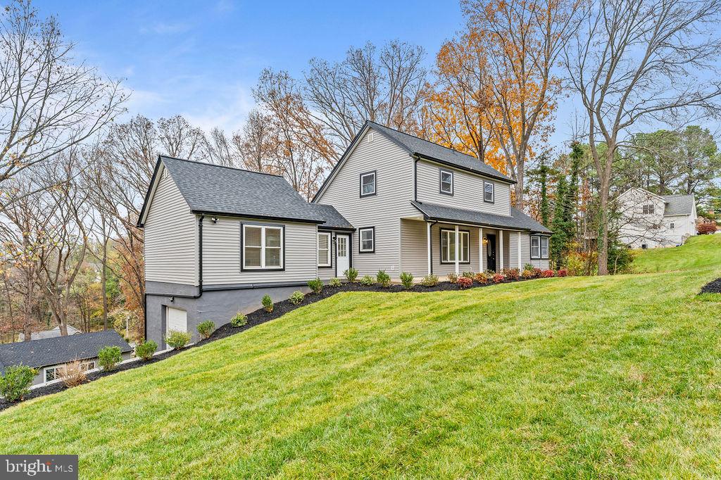 417 OVERLOOK DR, FRONT ROYAL, Virginia 22630, 3 Bedrooms Bedrooms, 7 Rooms Rooms,3 BathroomsBathrooms,Residential,For sale,417 OVERLOOK DR,VAWR2011378 MLS # VAWR2011378