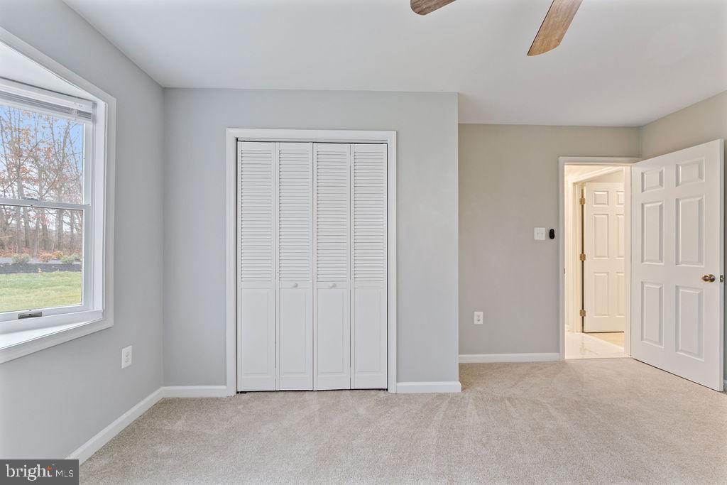 417 OVERLOOK DR, FRONT ROYAL, Virginia 22630, 3 Bedrooms Bedrooms, 7 Rooms Rooms,3 BathroomsBathrooms,Residential,For sale,417 OVERLOOK DR,VAWR2011378 MLS # VAWR2011378