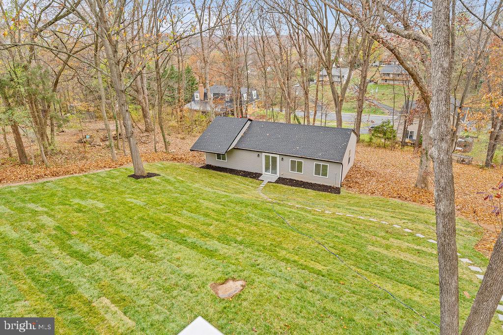 417 OVERLOOK DR, FRONT ROYAL, Virginia 22630, 3 Bedrooms Bedrooms, 7 Rooms Rooms,3 BathroomsBathrooms,Residential,For sale,417 OVERLOOK DR,VAWR2011378 MLS # VAWR2011378