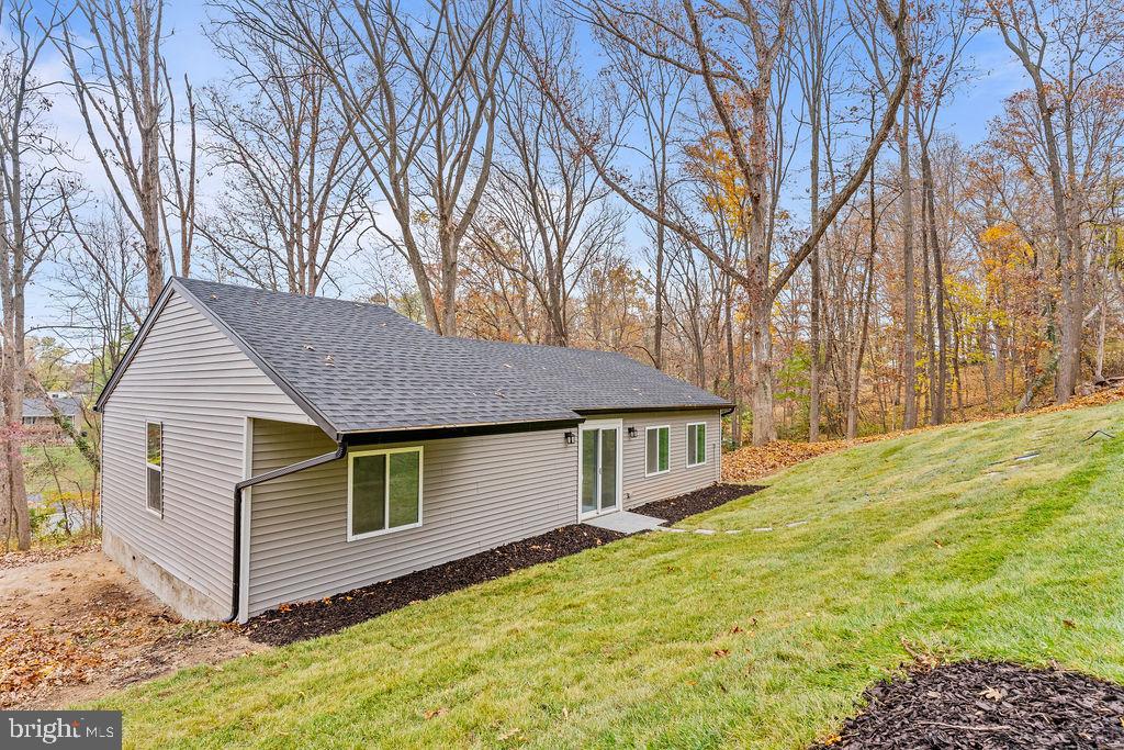 417 OVERLOOK DR, FRONT ROYAL, Virginia 22630, 3 Bedrooms Bedrooms, 7 Rooms Rooms,3 BathroomsBathrooms,Residential,For sale,417 OVERLOOK DR,VAWR2011378 MLS # VAWR2011378
