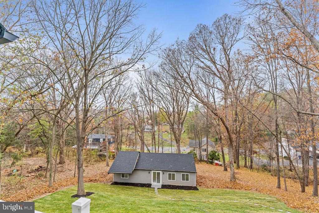 417 OVERLOOK DR, FRONT ROYAL, Virginia 22630, 3 Bedrooms Bedrooms, 7 Rooms Rooms,3 BathroomsBathrooms,Residential,For sale,417 OVERLOOK DR,VAWR2011378 MLS # VAWR2011378