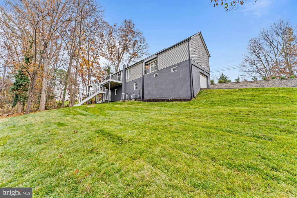 417 OVERLOOK DR, FRONT ROYAL, Virginia 22630, 3 Bedrooms Bedrooms, 7 Rooms Rooms,3 BathroomsBathrooms,Residential,For sale,417 OVERLOOK DR,VAWR2011378 MLS # VAWR2011378