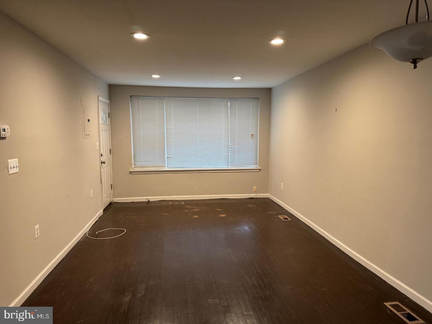 38 VARNUM ST NE, WASHINGTON, District Of Columbia 20011, 2 Bedrooms Bedrooms, ,3 BathroomsBathrooms,Residential,For sale,38 VARNUM ST NE,DCDC2204162 MLS # DCDC2204162