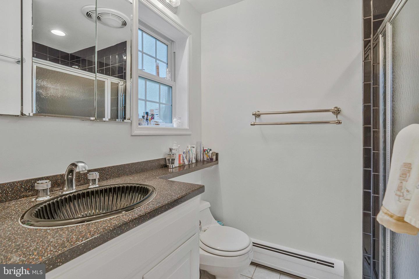 1504 WOODACRE DR, MCLEAN, Virginia 22101, 6 Bedrooms Bedrooms, ,3 BathroomsBathrooms,Residential,For sale,1504 WOODACRE DR,VAFX2192038 MLS # VAFX2192038