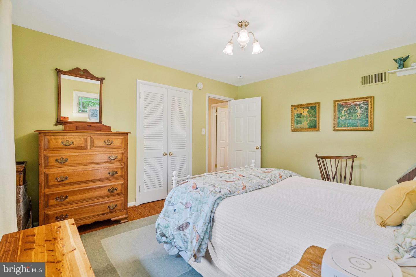 1504 WOODACRE DR, MCLEAN, Virginia 22101, 6 Bedrooms Bedrooms, ,3 BathroomsBathrooms,Residential,For sale,1504 WOODACRE DR,VAFX2192038 MLS # VAFX2192038
