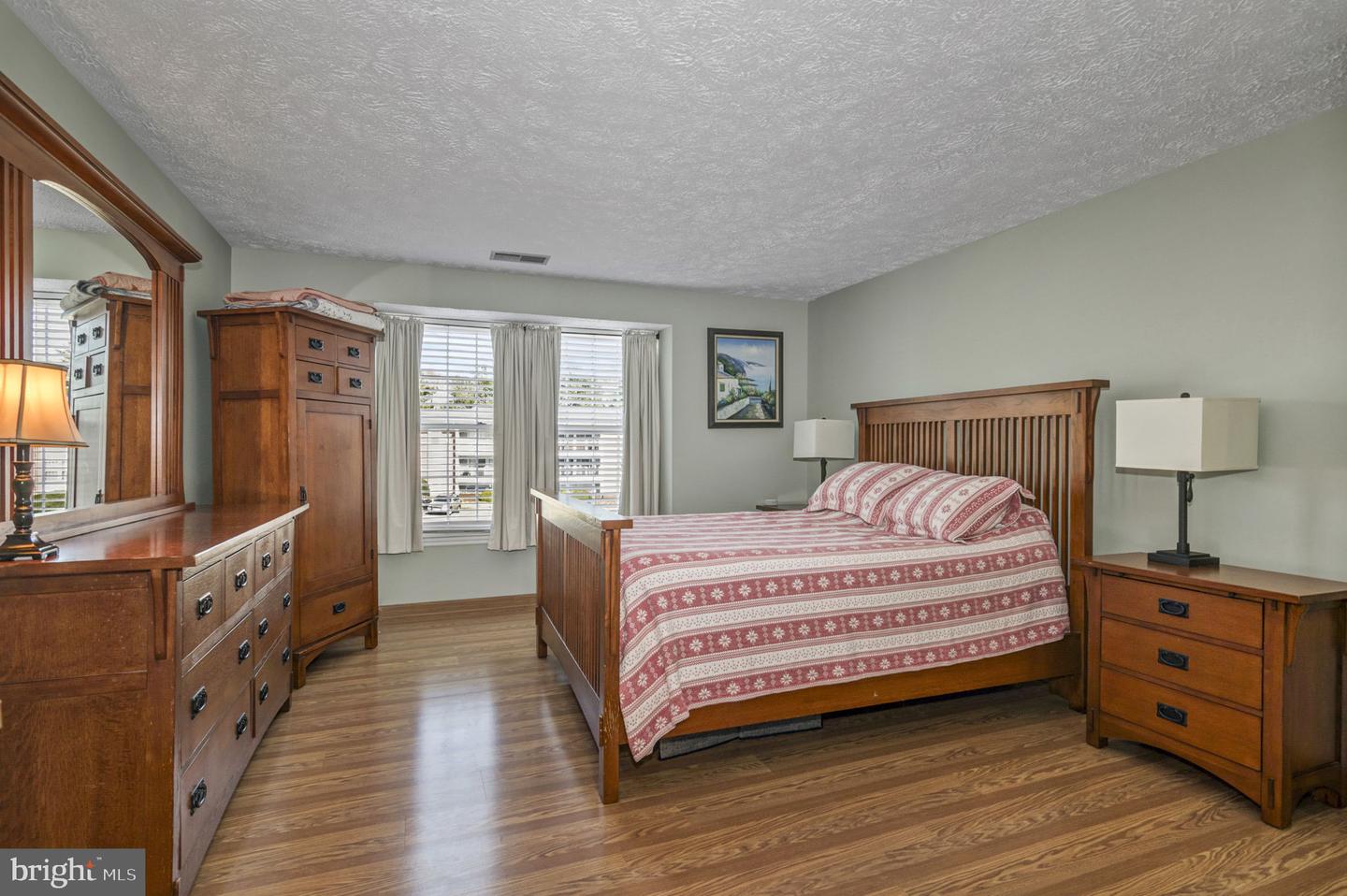 17060 CAPRI LN #201, DUMFRIES, Virginia 22026, 2 Bedrooms Bedrooms, ,2 BathroomsBathrooms,Residential,For sale,17060 CAPRI LN #201,VAPW2085364 MLS # VAPW2085364