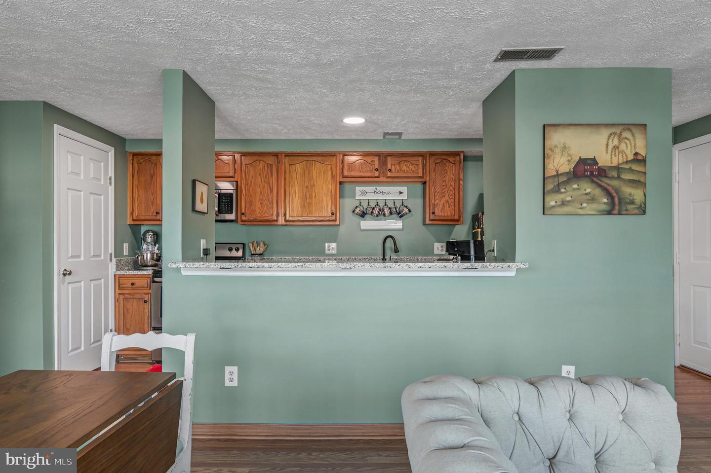 17060 CAPRI LN #201, DUMFRIES, Virginia 22026, 2 Bedrooms Bedrooms, ,2 BathroomsBathrooms,Residential,For sale,17060 CAPRI LN #201,VAPW2085364 MLS # VAPW2085364