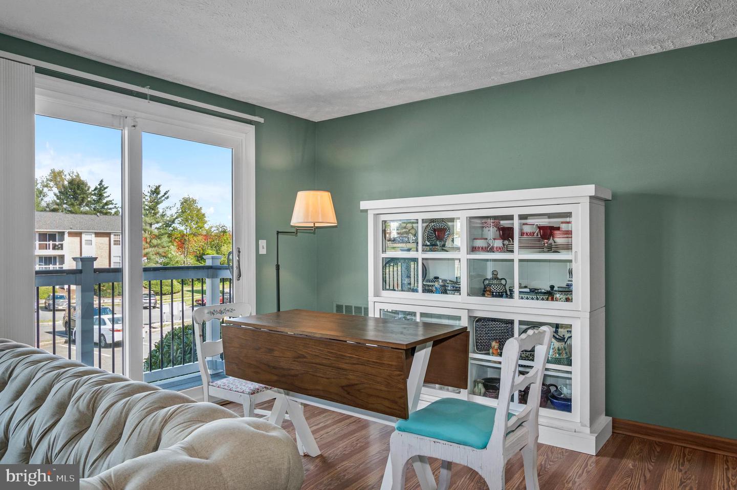 17060 CAPRI LN #201, DUMFRIES, Virginia 22026, 2 Bedrooms Bedrooms, ,2 BathroomsBathrooms,Residential,For sale,17060 CAPRI LN #201,VAPW2085364 MLS # VAPW2085364
