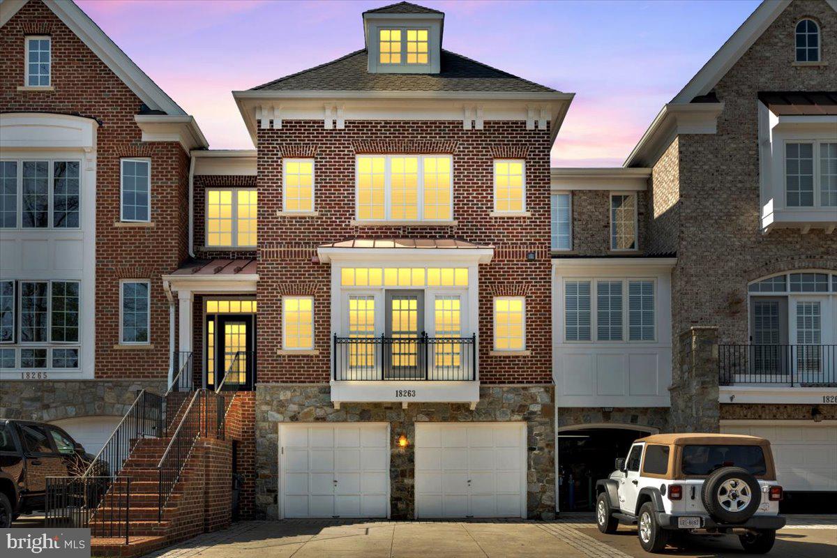 18263 MULLFIELD VILLAGE TER, LEESBURG, Virginia 20176, 4 Bedrooms Bedrooms, ,3 BathroomsBathrooms,Residential,For sale,18263 MULLFIELD VILLAGE TER,VALO2086736 MLS # VALO2086736