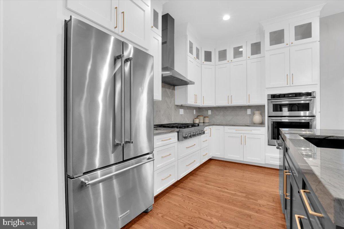 18263 MULLFIELD VILLAGE TER, LEESBURG, Virginia 20176, 4 Bedrooms Bedrooms, ,3 BathroomsBathrooms,Residential,For sale,18263 MULLFIELD VILLAGE TER,VALO2086736 MLS # VALO2086736