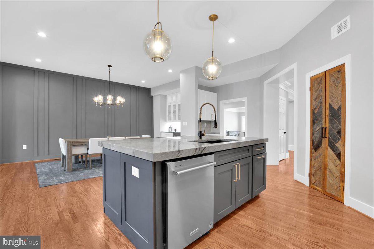 18263 MULLFIELD VILLAGE TER, LEESBURG, Virginia 20176, 4 Bedrooms Bedrooms, ,3 BathroomsBathrooms,Residential,For sale,18263 MULLFIELD VILLAGE TER,VALO2086736 MLS # VALO2086736