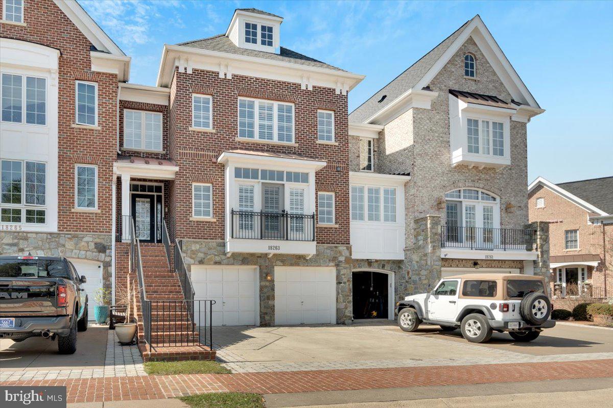 18263 MULLFIELD VILLAGE TER, LEESBURG, Virginia 20176, 4 Bedrooms Bedrooms, ,3 BathroomsBathrooms,Residential,For sale,18263 MULLFIELD VILLAGE TER,VALO2086736 MLS # VALO2086736