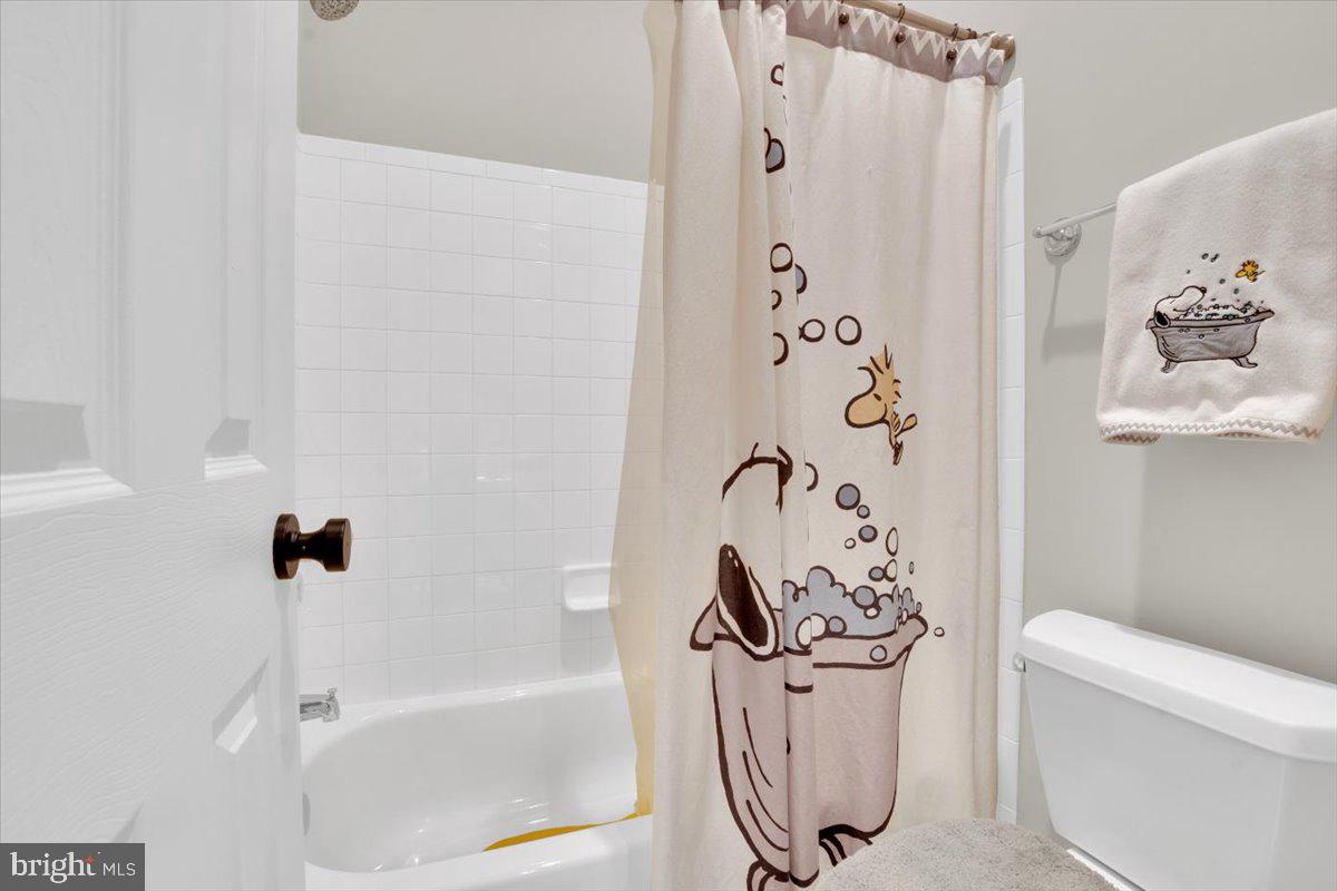 18263 MULLFIELD VILLAGE TER, LEESBURG, Virginia 20176, 4 Bedrooms Bedrooms, ,3 BathroomsBathrooms,Residential,For sale,18263 MULLFIELD VILLAGE TER,VALO2086736 MLS # VALO2086736