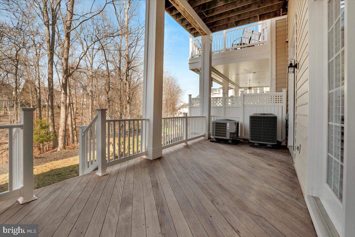 18263 MULLFIELD VILLAGE TER, LEESBURG, Virginia 20176, 4 Bedrooms Bedrooms, ,3 BathroomsBathrooms,Residential,For sale,18263 MULLFIELD VILLAGE TER,VALO2086736 MLS # VALO2086736